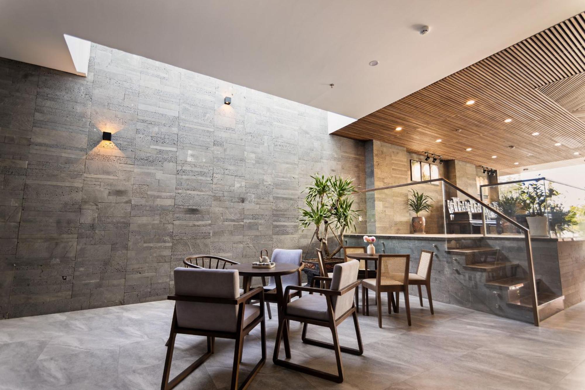 Hoang Thinh Hotel & Apartment Danang Esterno foto